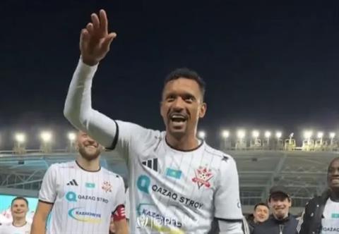 Nani tỏa sáng trong ngày tái xuất sân cỏ ở tuổi 39